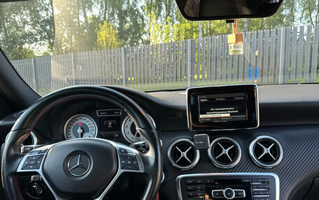 Mercedes-Benz A-Класс, 2015 год, 1 600 000 рублей, 28 фотография