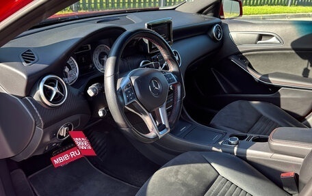 Mercedes-Benz A-Класс, 2015 год, 1 600 000 рублей, 33 фотография