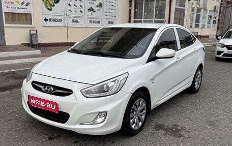 Hyundai Solaris II рестайлинг, 2014 год, 820 000 рублей, 1 фотография