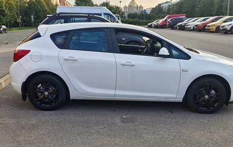 Opel Astra J, 2010 год, 610 000 рублей, 6 фотография