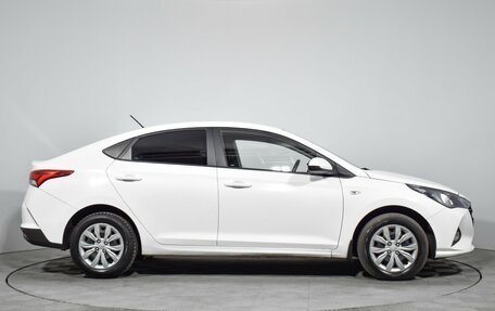 Hyundai Solaris II рестайлинг, 2021 год, 950 000 рублей, 4 фотография