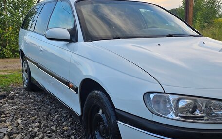 Opel Omega B, 1998 год, 350 000 рублей, 3 фотография