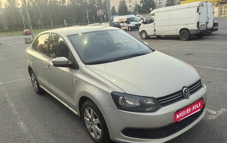 Volkswagen Polo VI (EU Market), 2013 год, 630 000 рублей, 2 фотография