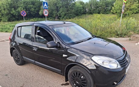 Renault Sandero I, 2013 год, 415 000 рублей, 7 фотография