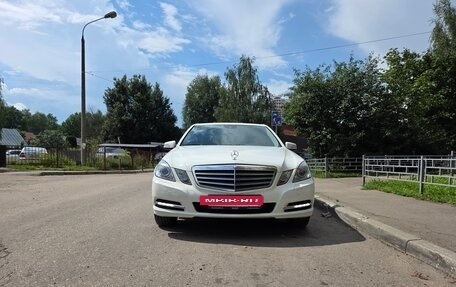 Mercedes-Benz E-Класс, 2012 год, 1 540 000 рублей, 2 фотография
