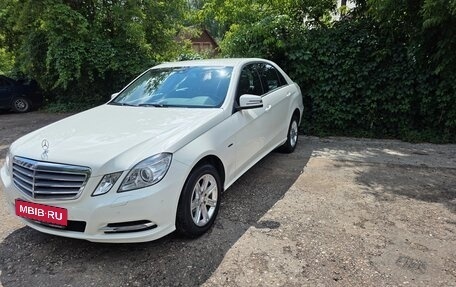 Mercedes-Benz E-Класс, 2012 год, 1 540 000 рублей, 13 фотография