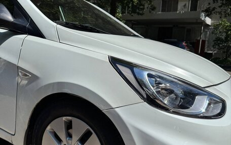 Hyundai Solaris II рестайлинг, 2012 год, 610 000 рублей, 5 фотография