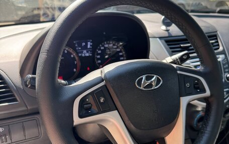 Hyundai Solaris II рестайлинг, 2012 год, 610 000 рублей, 10 фотография