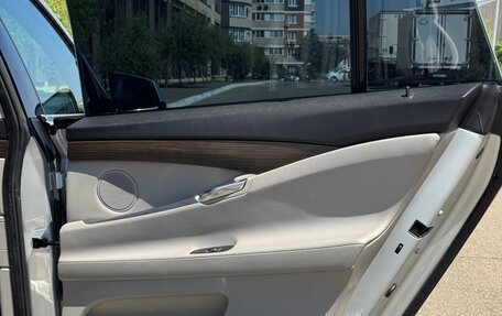 BMW 5 серия, 2011 год, 1 850 000 рублей, 6 фотография