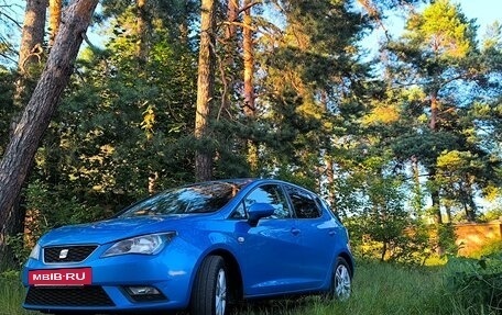 SEAT Ibiza IV рестайлинг 2, 2012 год, 560 000 рублей, 3 фотография