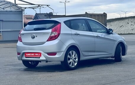 Hyundai Solaris II рестайлинг, 2012 год, 925 000 рублей, 4 фотография