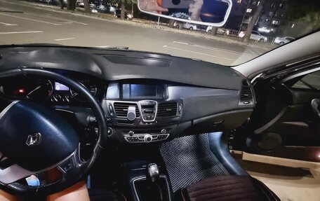 Renault Laguna III рестайлинг, 2010 год, 750 000 рублей, 18 фотография