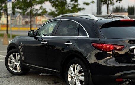 Infiniti QX70, 2016 год, 2 495 000 рублей, 13 фотография