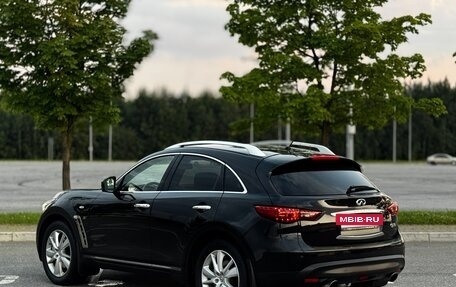 Infiniti QX70, 2016 год, 2 495 000 рублей, 7 фотография