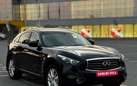 Infiniti QX70, 2016 год, 2 495 000 рублей, 20 фотография