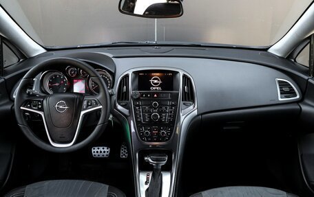 Opel Astra J, 2013 год, 788 000 рублей, 11 фотография