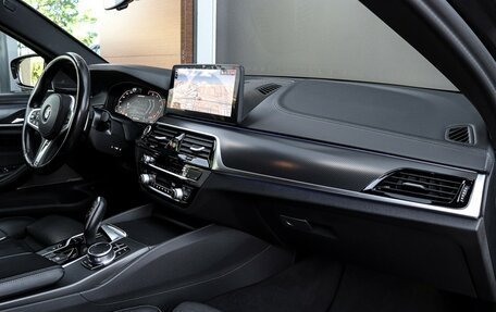 BMW 5 серия, 2020 год, 8 240 000 рублей, 9 фотография