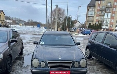 Mercedes-Benz E-Класс, 2000 год, 550 000 рублей, 1 фотография
