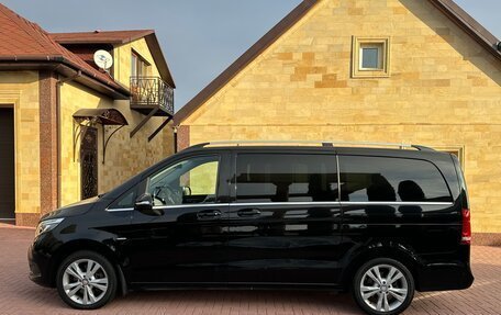 Mercedes-Benz V-Класс, 2016 год, 5 500 000 рублей, 3 фотография