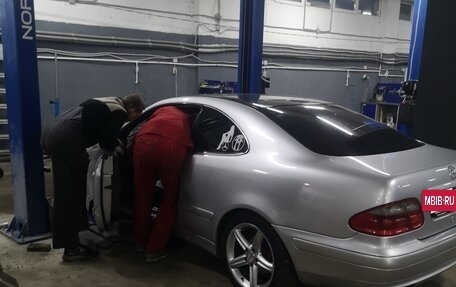 Mercedes-Benz CLK-Класс, 1999 год, 405 000 рублей, 8 фотография
