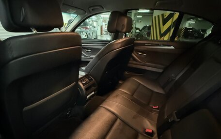 BMW 5 серия, 2013 год, 1 900 000 рублей, 15 фотография