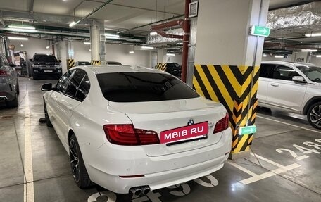 BMW 5 серия, 2013 год, 1 900 000 рублей, 11 фотография