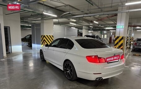 BMW 5 серия, 2013 год, 1 900 000 рублей, 5 фотография