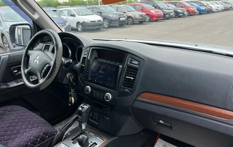 Mitsubishi Pajero IV, 2008 год, 1 699 000 рублей, 13 фотография