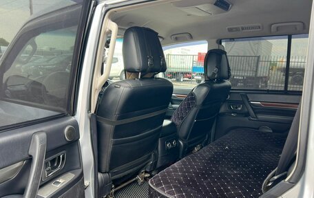 Mitsubishi Pajero IV, 2008 год, 1 699 000 рублей, 18 фотография