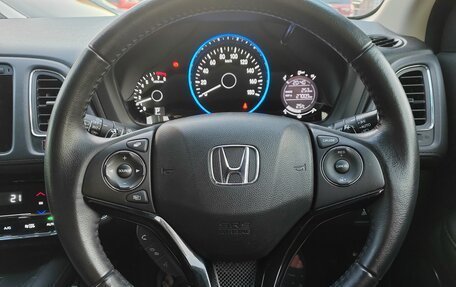Honda Vezel, 2015 год, 1 810 000 рублей, 7 фотография