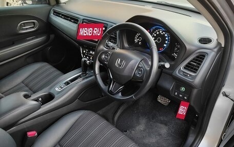 Honda Vezel, 2015 год, 1 810 000 рублей, 6 фотография