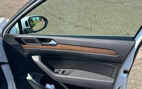 Volkswagen Passat B8 рестайлинг, 2016 год, 1 650 000 рублей, 8 фотография