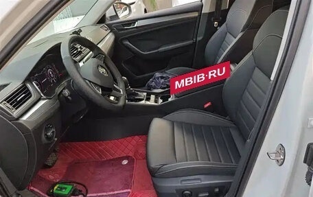 Skoda Superb III рестайлинг, 2022 год, 1 523 000 рублей, 12 фотография