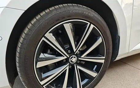 Skoda Superb III рестайлинг, 2022 год, 1 523 000 рублей, 20 фотография