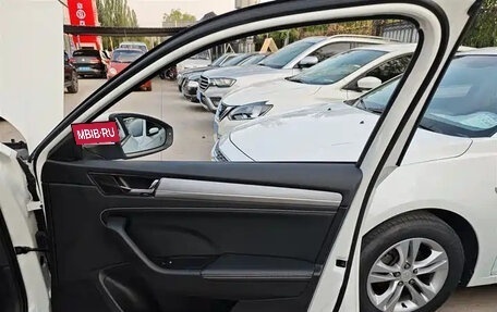 Skoda Superb III рестайлинг, 2022 год, 1 523 000 рублей, 25 фотография