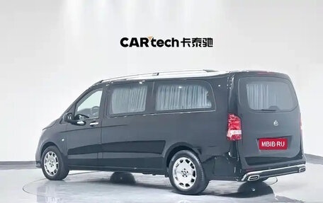 Mercedes-Benz Vito, 2022 год, 3 800 000 рублей, 6 фотография