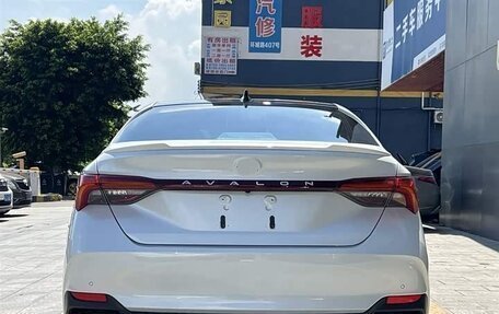 Toyota Avalon, 2022 год, 2 310 000 рублей, 6 фотография
