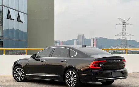 Volvo S90 II рестайлинг, 2022 год, 2 625 000 рублей, 6 фотография