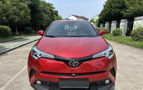 Toyota C-HR I рестайлинг, 2020 год, 1 637 000 рублей, 1 фотография