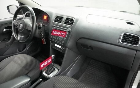 Volkswagen Polo VI (EU Market), 2013 год, 690 000 рублей, 11 фотография