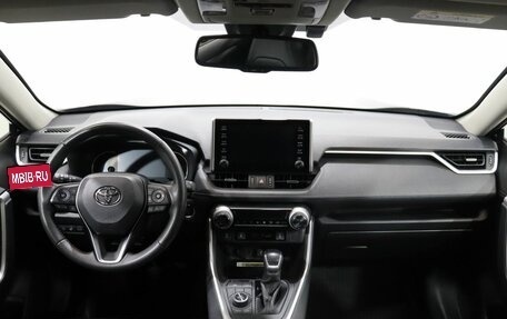 Toyota RAV4, 2021 год, 3 249 000 рублей, 10 фотография