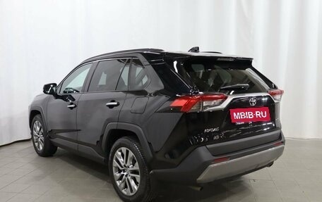 Toyota RAV4, 2021 год, 3 249 000 рублей, 6 фотография