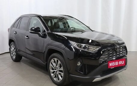 Toyota RAV4, 2021 год, 3 249 000 рублей, 3 фотография