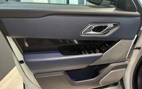 Land Rover Range Rover Velar I, 2017 год, 5 000 000 рублей, 13 фотография