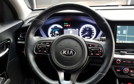 KIA Niro I, 2021 год, 1 750 001 рублей, 8 фотография