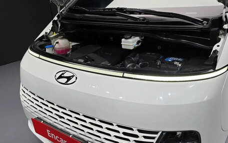 Hyundai Staria, 2022 год, 2 300 001 рублей, 5 фотография