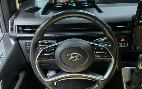 Hyundai Staria, 2022 год, 2 300 001 рублей, 10 фотография