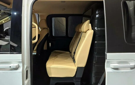 Hyundai Staria, 2022 год, 2 300 001 рублей, 9 фотография