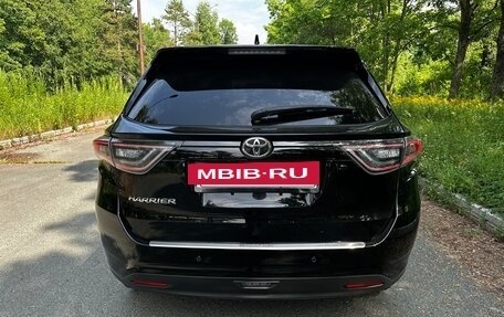 Toyota Harrier, 2015 год, 2 200 000 рублей, 4 фотография
