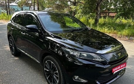 Toyota Harrier, 2015 год, 2 200 000 рублей, 2 фотография